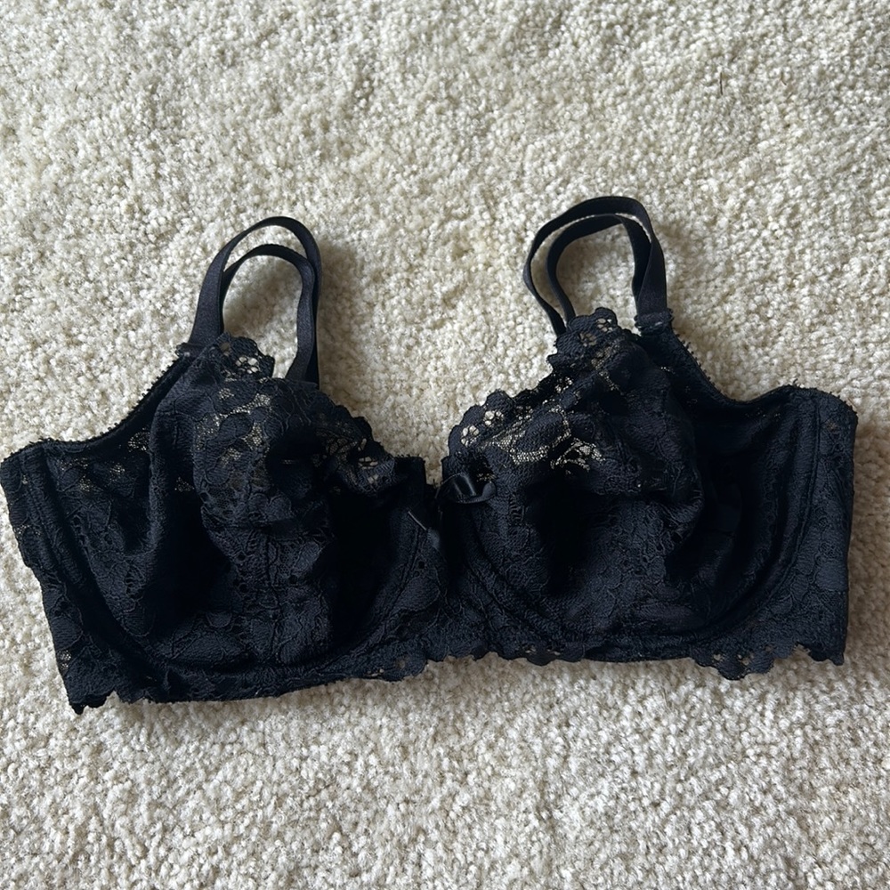 Victorias Secret Very Sexy Unlined Demi Bra
